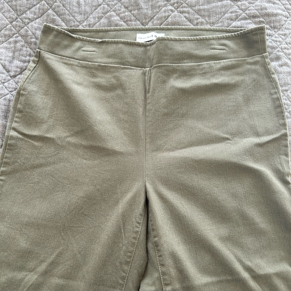 Loft pull on  wide leg cropped